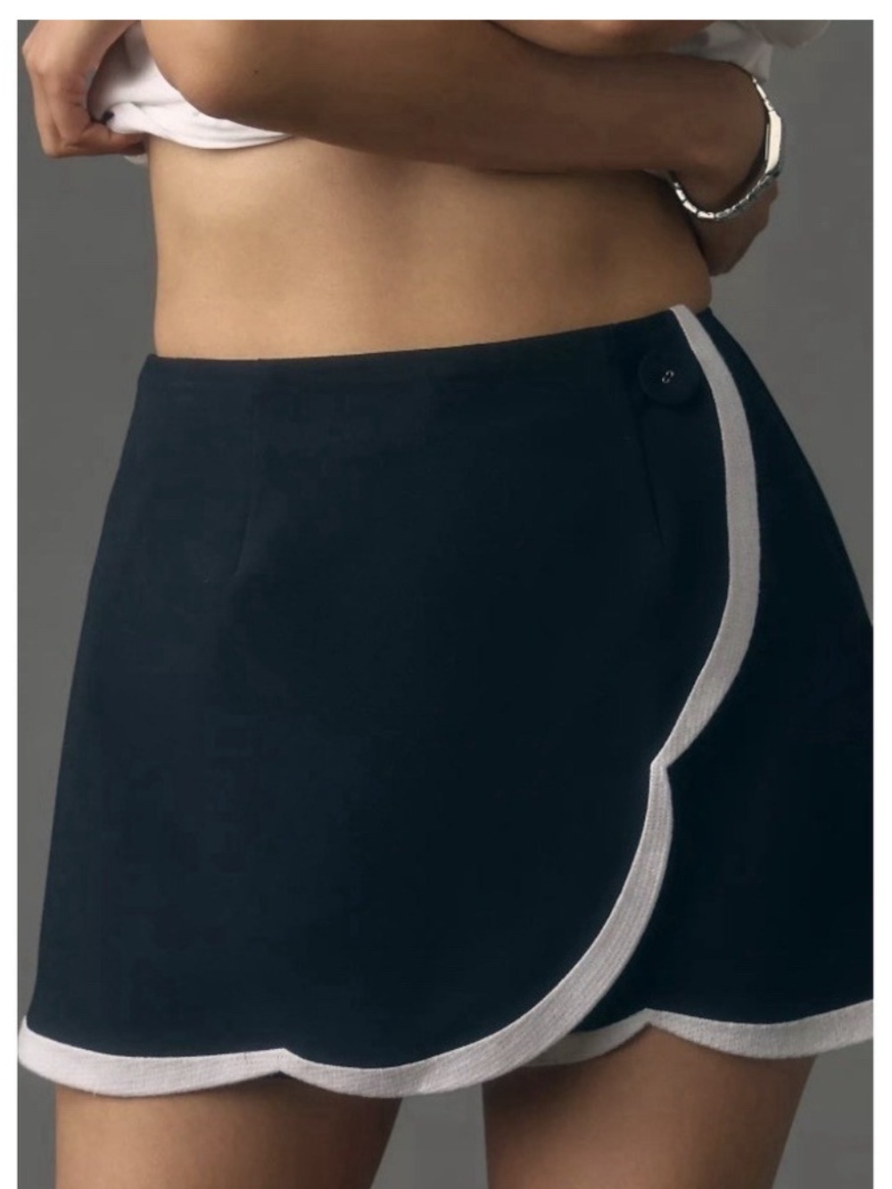 Anthropologie Maeve Scallop Skort Size 10 Black